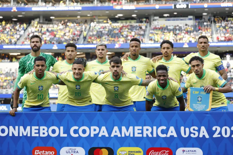 Brasil enfrenta Paraguai em busca da primeira vitória na Copa América