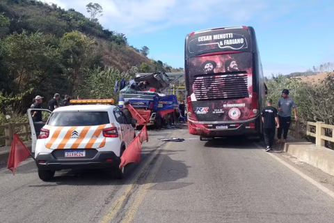 'Livramento', diz César Menotti após sofrer acidente com ônibus na BR-262